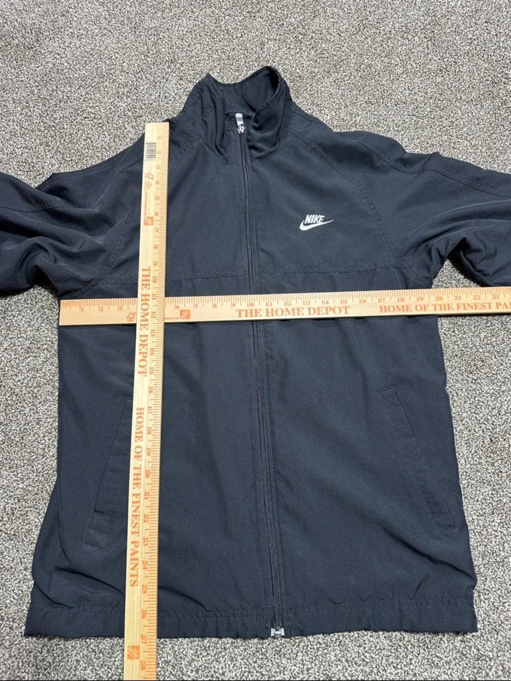 Nike Men's black Full-Zip Windbreaker Jacket with cotton lining SMALL